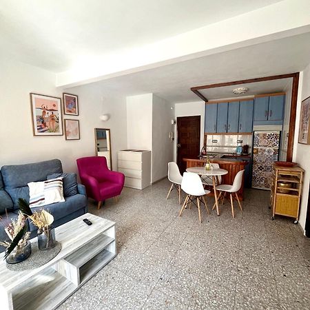 Natalie Calpe Sun 100M To The Beach Center Экстерьер фото